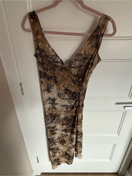 Terra Nostra Dresses & Skirts - Terra Nostra Brown Printed Midi Dress